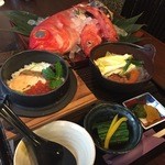 Mangetsu - ランチの釜めしセット