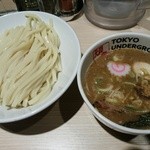 東京アンダーグラウンドラーメン 頑者 - 【2015,2,9(月)】
