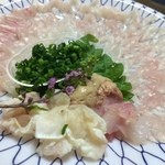 東信水産 - 本鮍のお刺身です