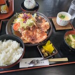 味処 東本店 - 焼肉定食1,490円