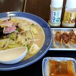 リンガーハット - 料理写真: