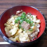 せと庵 - ぶっかけホルモンうどん