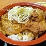 すき家 - 炭火豚丼大540円 お新香セット100円