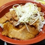 すき家 - 炭火豚丼大540円 お新香セット100円