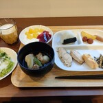 クインテッサホテル秋田 - 料理写真:今朝のバイキング。初めてデザート付き