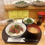 東印度咖哩商会 - 豊洲直送 マグロ漬け丼