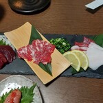 博多牛雜鍋 德永屋 總本店 - 馬刺盛り合わせ