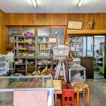 志ら玉屋 - 前田屋(坂下宿) 店内 商品はここで作ってるとのこと