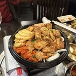 赤坂韓国料理・焼肉 兄夫食堂 - 