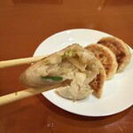 中国料理 三鶴 - 餃子