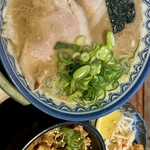 博多とんこつ 天神旗 - 