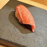 鮨 龍馬 - 大トロ　下にたたきトロで二層の旨みがとろける
