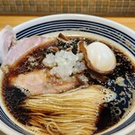 猫と月 chan mie noodles - 料理写真:黒猫 ラーメン