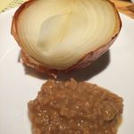 ボンマルシェ食堂 - 絶対に食べてほしい「玉葱のロースト」(\250)
