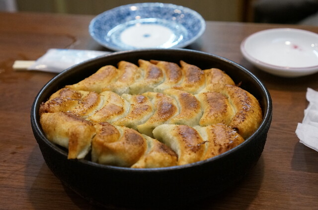 博多鉄なべ餃子なかよし>