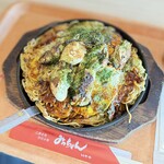 みっちゃん いせや - 料理写真:牡蠣スペシャルそば肉玉　4,000円