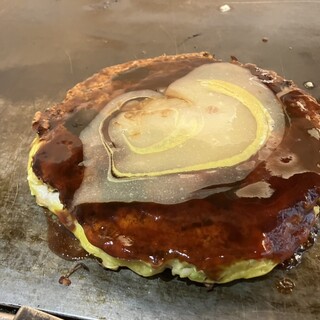 ぼてふく - 料理写真:お好み焼き（ミックス貝柱玉子入り）