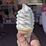 富士山高原いでぼく - 料理写真:牧場のソフトクリーム