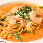グラン・パ - 料理写真:エビ・ツナ・ほうれんそうの辛味トマトクリーム