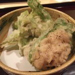 草庵　田なか - 【揚げ物】※日本酒の合わせは『天寿』様・アスパラ様、ふきのとう様、ピーマンの白子詰め様の天ぷら。