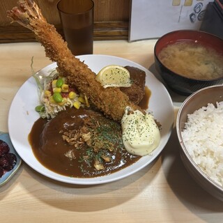 洋食の店 ぺいざん_0