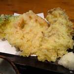 ぼっち - 天ぷら（舞茸・蓮根・ブロッコリー）