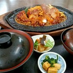 角屋食堂 - 料理写真:ポークチャップ定食(1,200円)