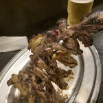 丸万焼鳥 - もも焼き骨付きだよ〜♡