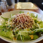 ヤネウラ バイ ティアード - タコライス　800円　+　大盛　150円