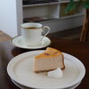Solo - 桜のベイクドチーズケーキ（850円） Soloブレンド（600円）