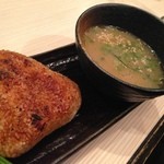 和鶏屋 - H.27.2.4.夜 焼おにぎり 420円