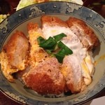 とんかつ やまいち - かつ丼（1700円）