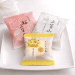 文明堂東京 - 料理写真:どら焼きふたつにカステラ巻き。