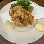 和と鉄板 アオニサイ - 鶏の唐揚げ