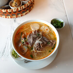 Nha Viet Nam - ニュー・ブン・フォー・フエ