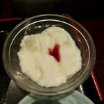 和食・鍋 しゃぶしゃぶ清水 - 杏仁豆腐