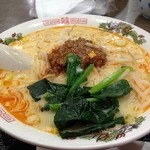 上海夢飯店 - 担々麺680円