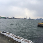 味処・民宿 まつや - 店の前の風景