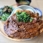 ネオ和食居酒屋 君に会いたくなるから - 迫力満点の角煮！！