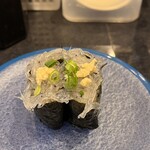 回転寿司大江戸 - 料理写真: