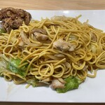 お好み焼き・焼きそば みやび - 料理写真:蒜山焼きそば中（麺量360g）のランチセット1210円