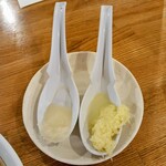 中華そば こうた - ニンニク・おろし生姜