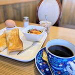 喫茶 グリシーナ - 料理写真:モーニングセット&ストレートコーヒー