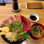 まぐろ専門店 がお - 特選本まぐろ丼