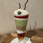 くらしき桃子 - パフェ