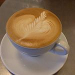 パンとエスプレッソと - カプチーノ
      