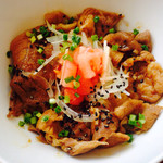 ポジティブカフェ - もち豚生姜焼き丼