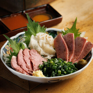 種類も豊富に、こだわりの肉刺！！