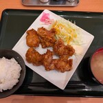 情熱食堂 - 料理写真:唐揚げL定食(伝説の唐揚げ)