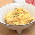 Niku Tare Ya Namba baru ten - 牛腩熏制土豆沙拉
